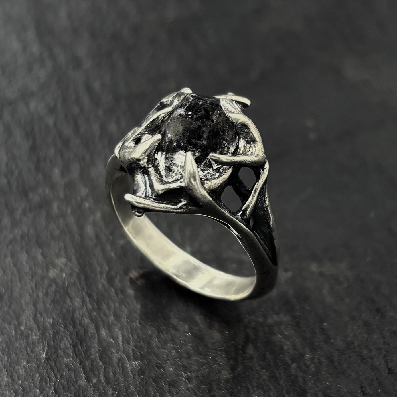 Thicket ring