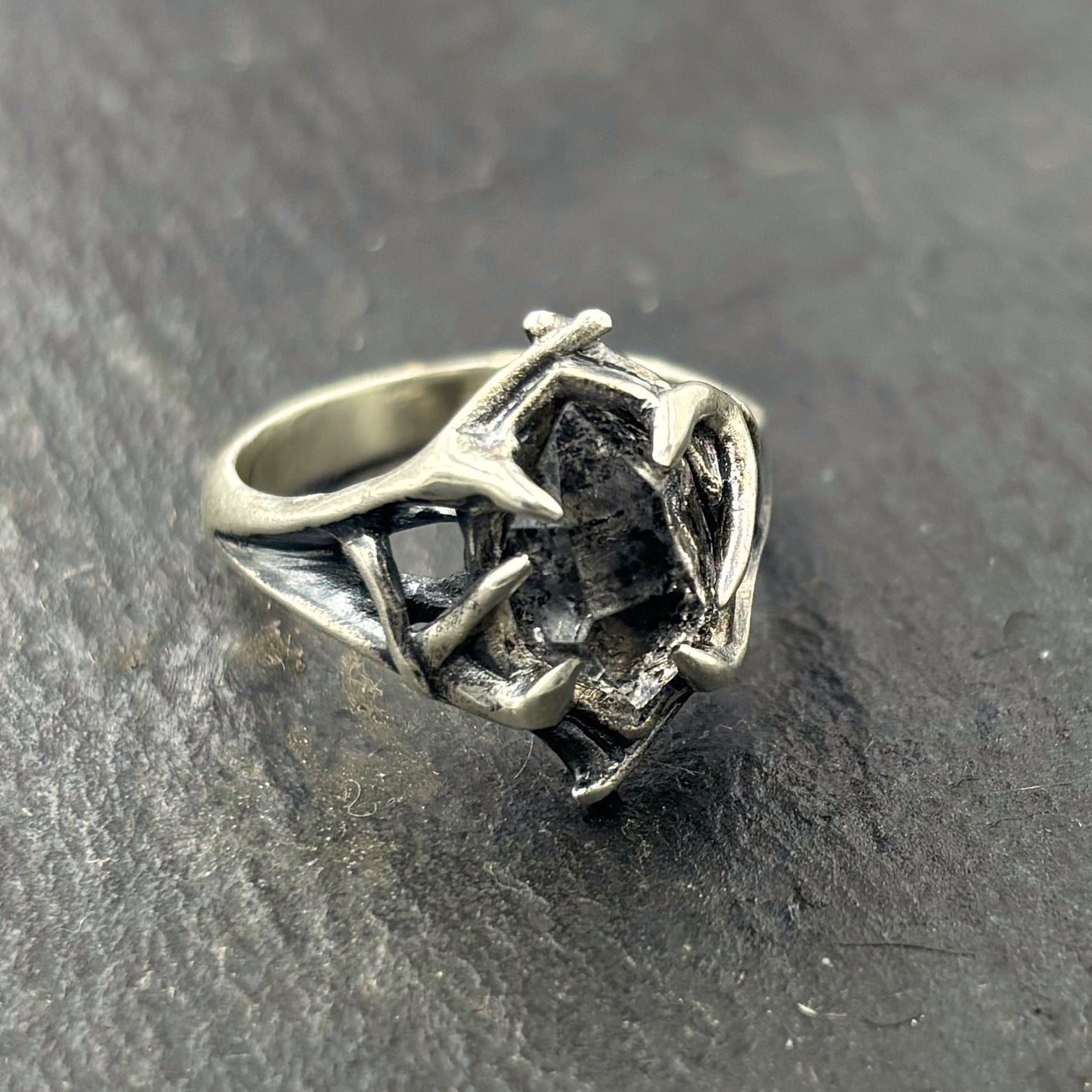 Thicket ring