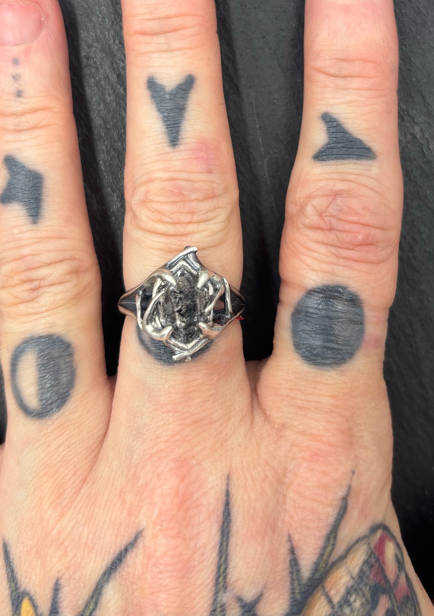 Thicket ring