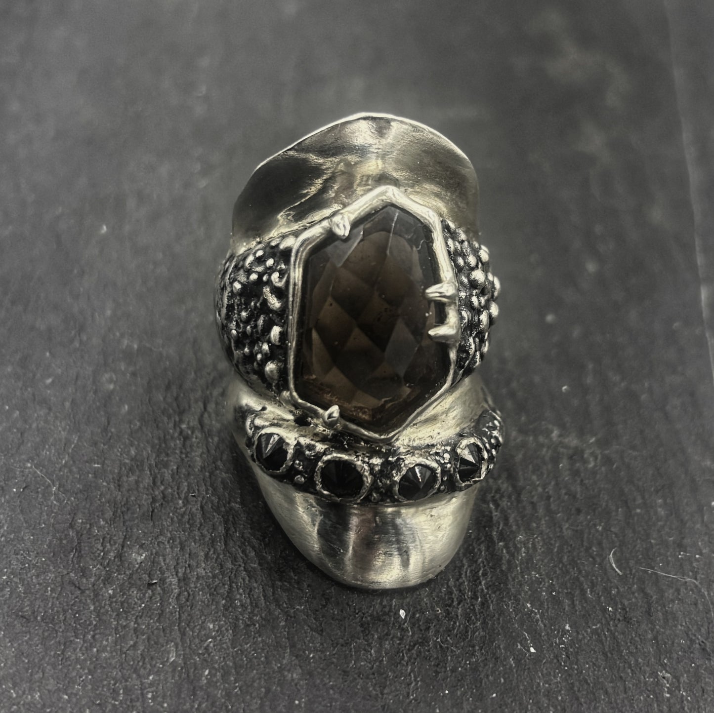 Shield ring
