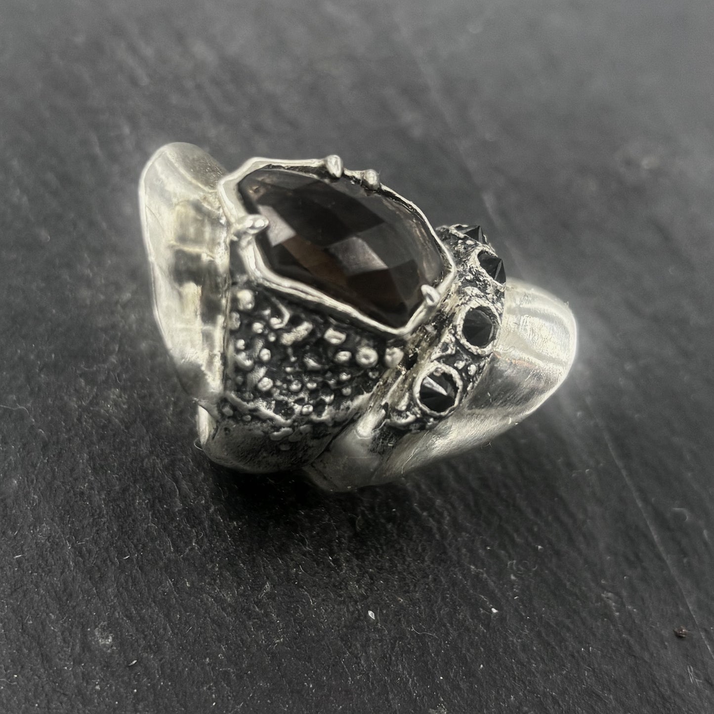 Shield ring