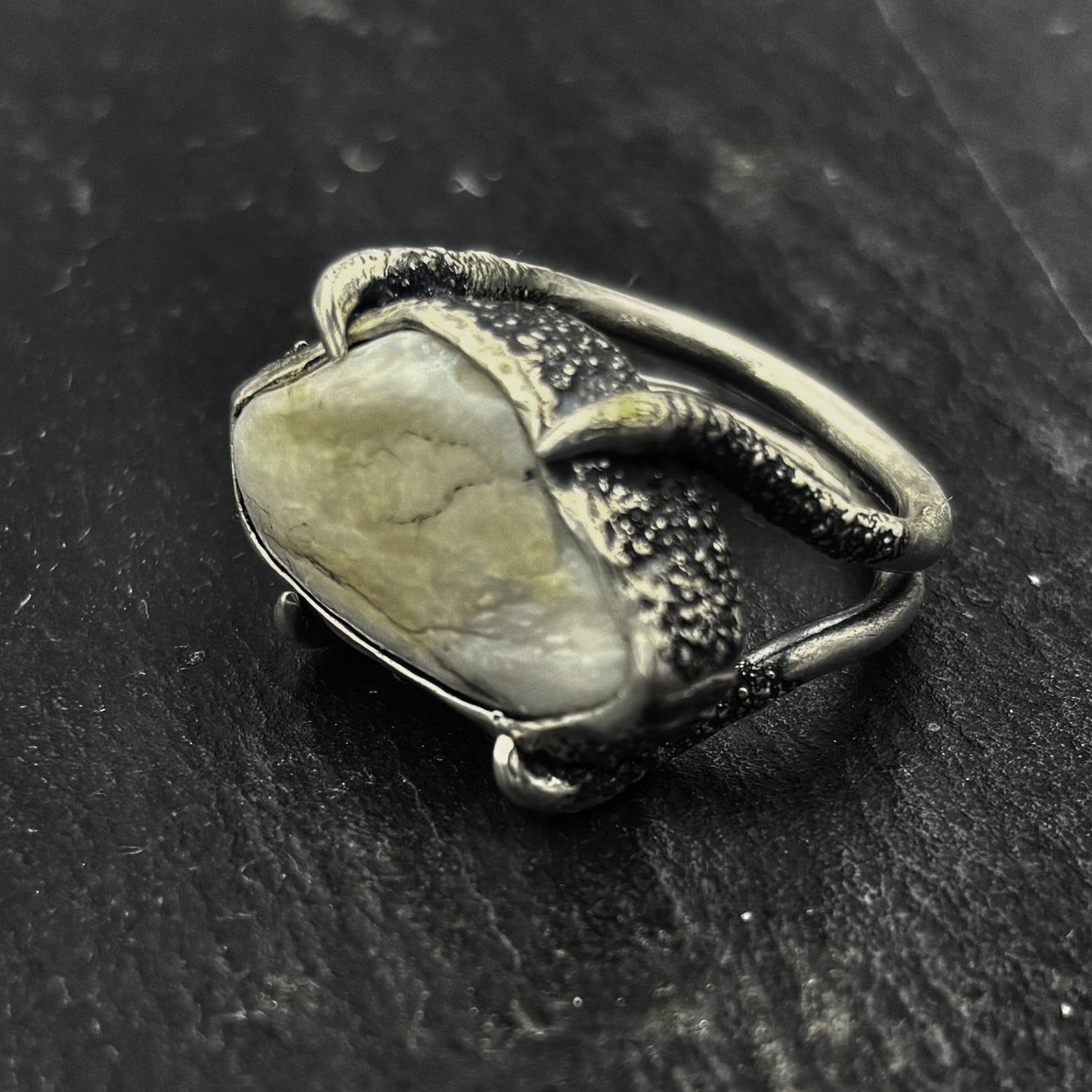 WALLOW ring