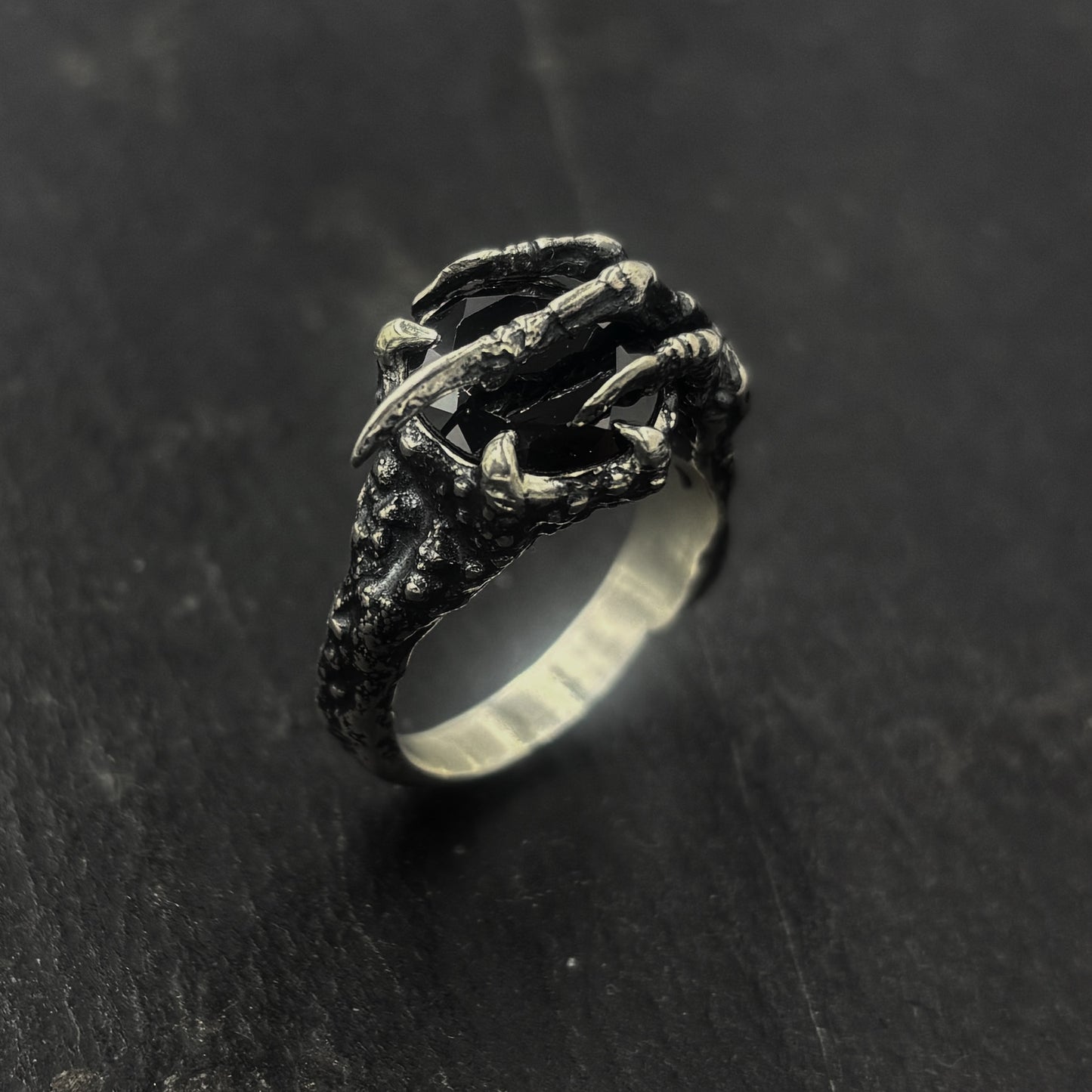 Fellbeast ring size 7.5