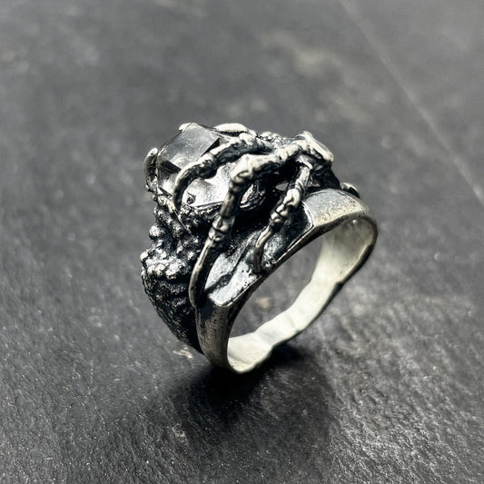 Fellbeast ring size 8
