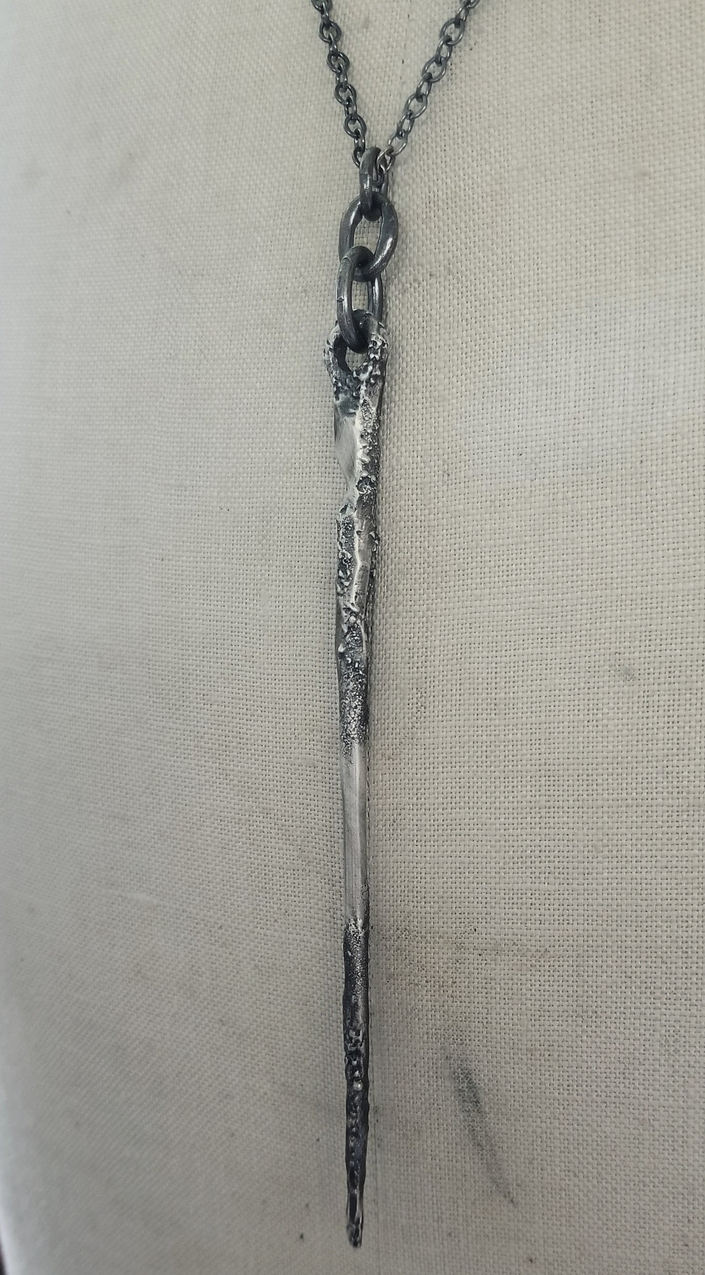Axis pendant