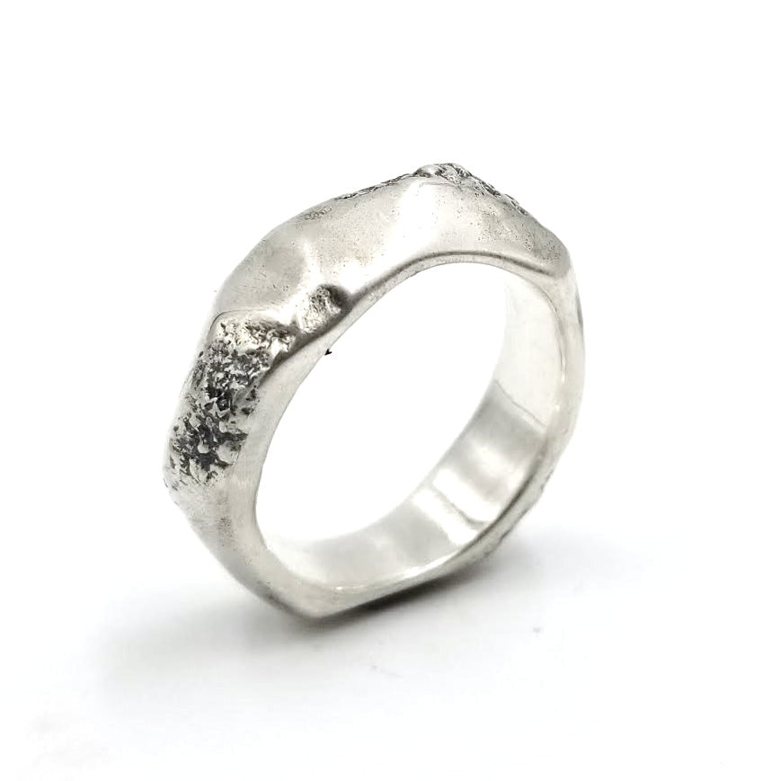 Detritus ring