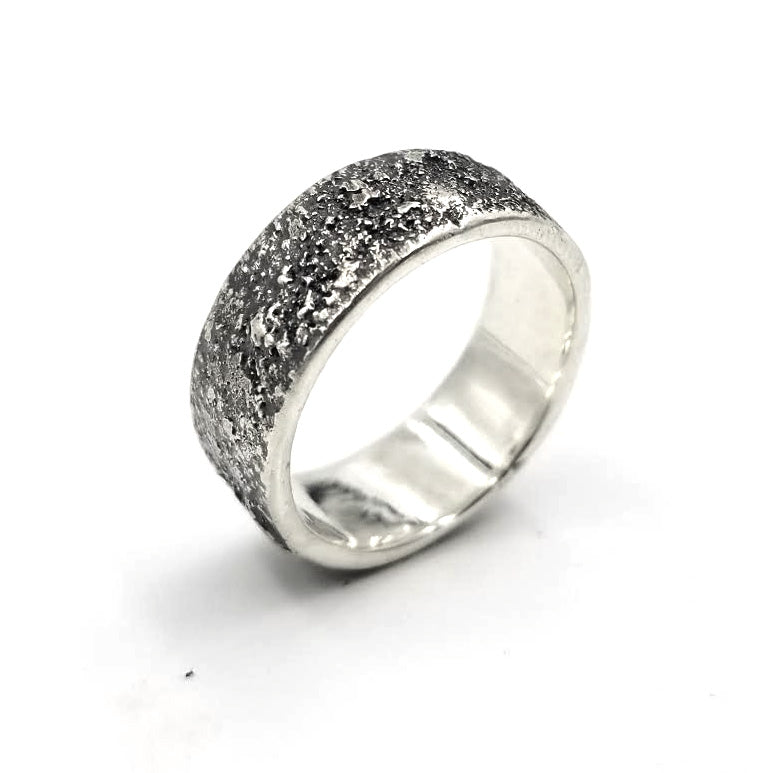 The Penumbra ring